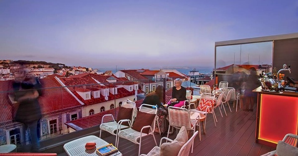 Rooftop Mercy Bar, Bairro Alto, Lisboa - Mygon