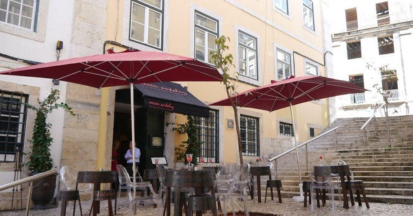 Baeta.Café - Barbearia e Cafetaria, Campo de Ourique, Lisboa - Mygon
