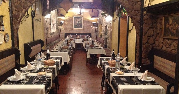 Taverna dos Trovadores, Sintra - Mygon